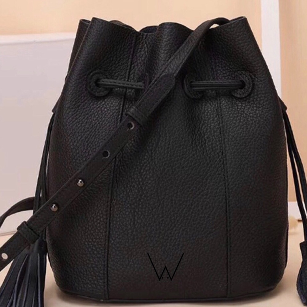 Bucket bag 100%Genuine Leather